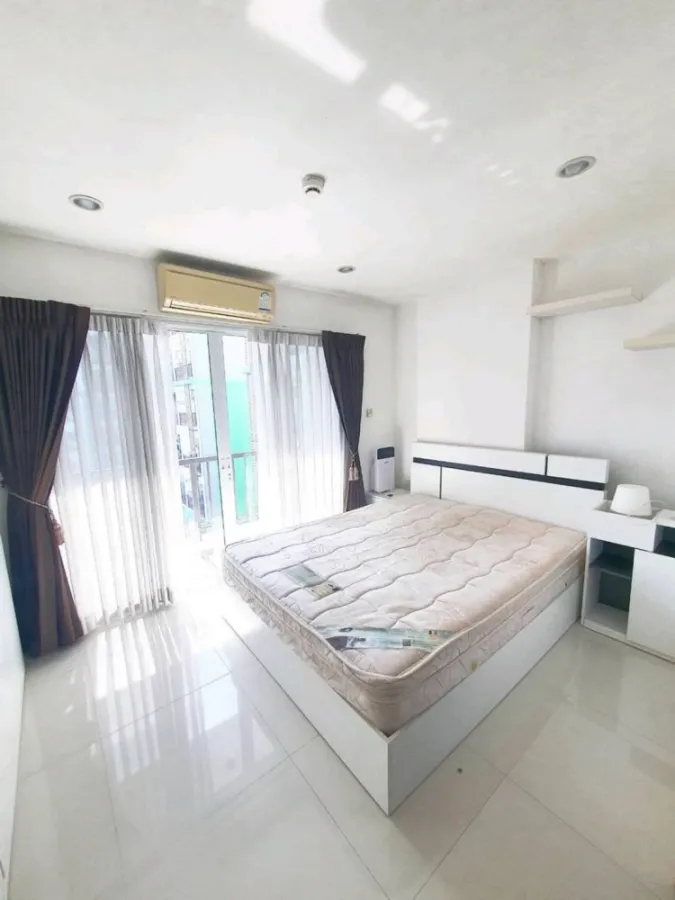 ให้เช่า The Green Condo 2 1 ห้องนอน 1 ห้องน้ำ พื้นที่ใช้สอยเยอะ ทำเลดี เดินทางสะดวก ห้ามพลาด