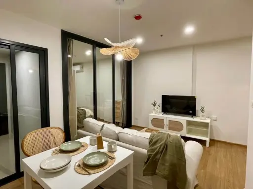 For rent: The Line Vibe, 16th floor, city view, stylishly decorated, large, soft, very comfortable bed. If you don't book, you'll really miss out.