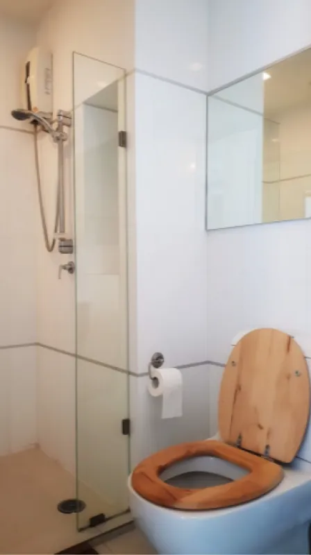 ** True Thonglor Condo ** Beautiful room, fully furnished, complete with full facilities. Hurry and rent urgently.
