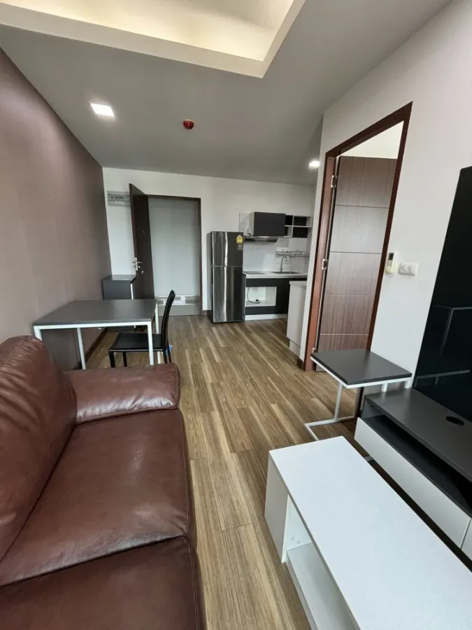 The Harmonest Condo for rent, a lovely room, decorated in a cool theme, lots of usable space, comes with complete amenities. Reserve now!