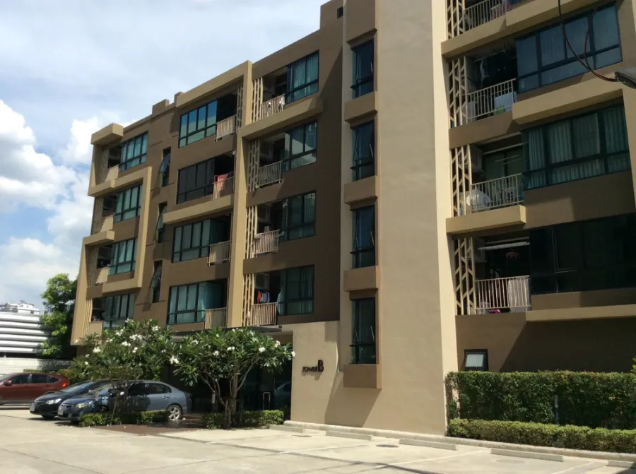 Sell / rent The Revo Ladprao 48 2 bedrooms, 1st floor, beautiful room, fully furnished, bring only one bag.