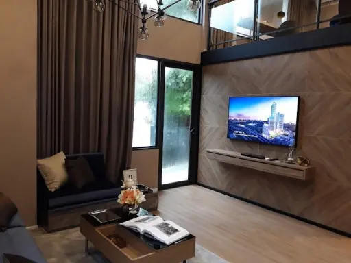 Condo for sale: Landmark at MRTA Station, corner room, 2-way view, unblocked view, good price, buy now.