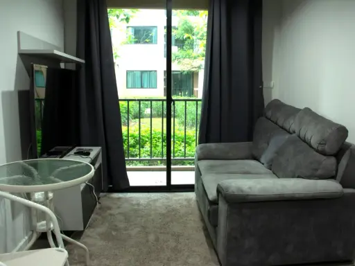 For sale: G Condo Sriracha, 1st floor, next to a very shady garden, fully furnished, hurry and reserve now.