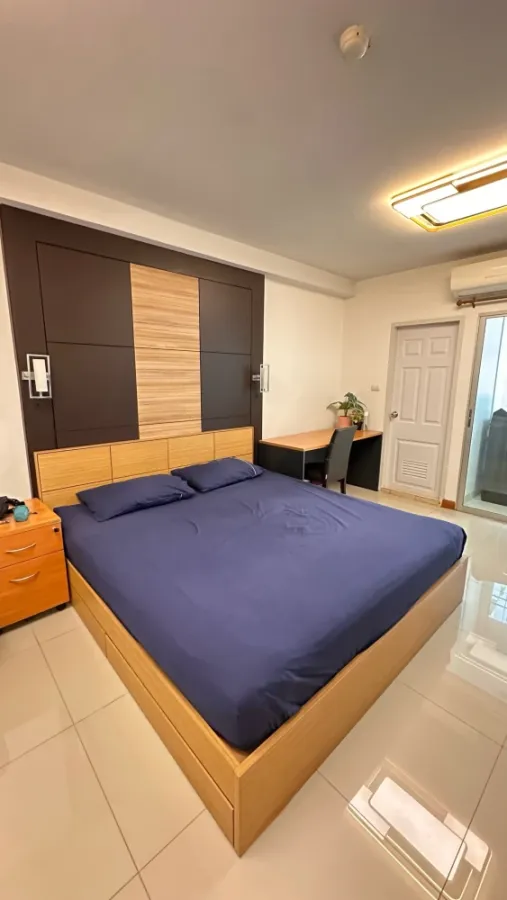 For rent: Supalai City Home Ratchada. A lovely room with complete furnishings. Book now!