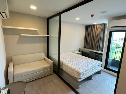 ให้เช่า Kave Ava ห้องชั้น 8 มาพร้อมเฟอร์นิเจอร์และเครื่องใช้ไฟฟ้าครบครัน หิ้วกระเป๋าเข้าอยู่ได้เลยจ้า