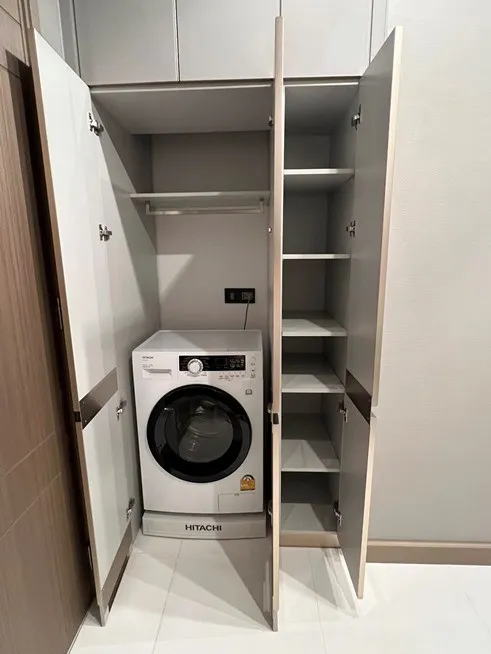 For rent!! Condo The Esse at Singha Complex, 14th floor, complete facilities, ready to move in, don't miss it!!