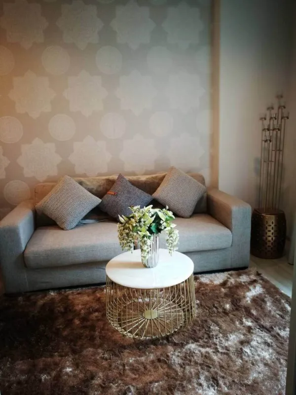 Urgent for rent Life One Wireless พื้นที่ใช้สอยจุใจ built-in โซฟาอย่างดี หิ้วกระเป๋าเข้าอยู่เลย