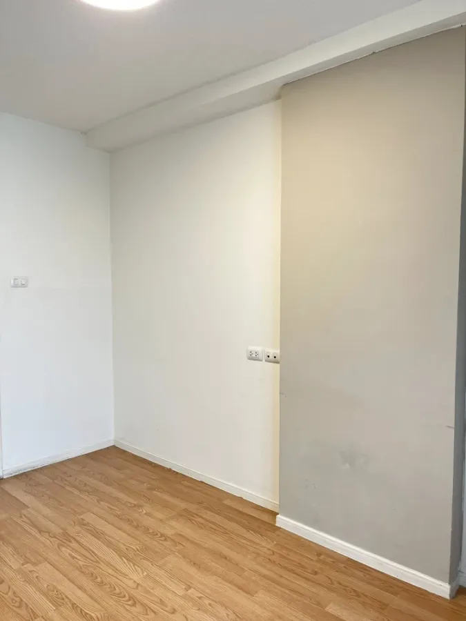 For sale Lumpini Ville Onnut – Ladkrabang, corner room, not crowded, good location, complete facilities, don't miss it.