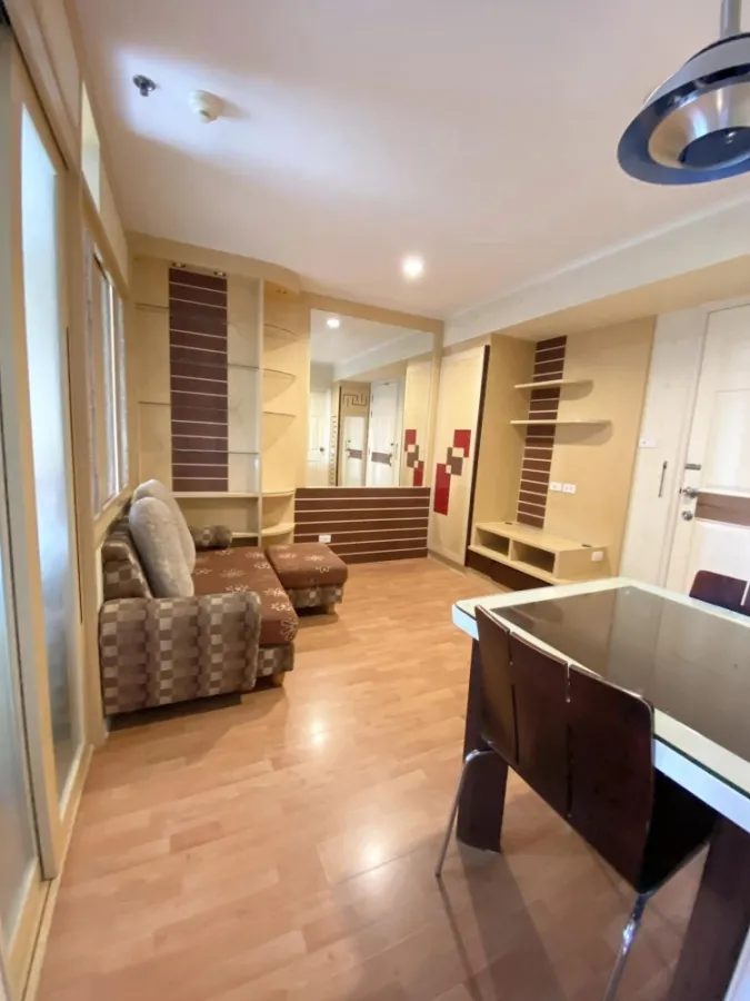 Condo for sale, Lumpini Ville Ramkhamhaeng 44, 1 bedroom, 1 bathroom, furniture + appliances, complete with built-ins. Reserve now.
