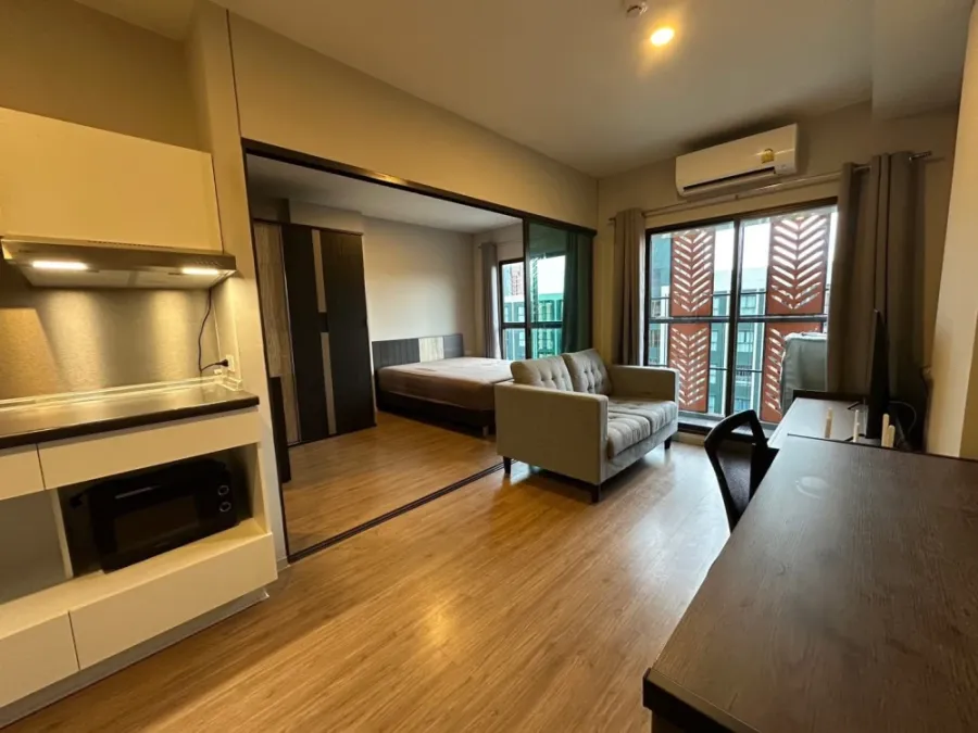 Condo for rent at Lumpini Selected Charan 65 - Sirindhorn Station. Ready to move in. Convenient and complete amenities all in one place. Book now!