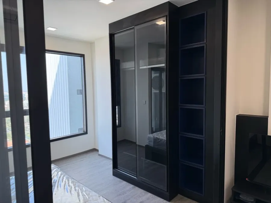 For sale or rent: Modiz Avantgarde, 31st floor. Beautifully furnished unit. Book now, don't wait!