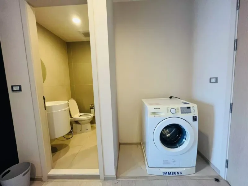 ขาย RHYTHM Asoke 2 ห้องชั้นสูงน่าอยู่ เฟอร์พร้อม เครื่องใช้ไฟฟ้าครบ จองเลย+++