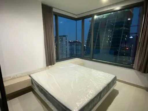 Urgent sale!! Condo Pine by Sansiri, 39th floor, corner room, beautiful room, newly renovated, good price, ready to move in immediately!!