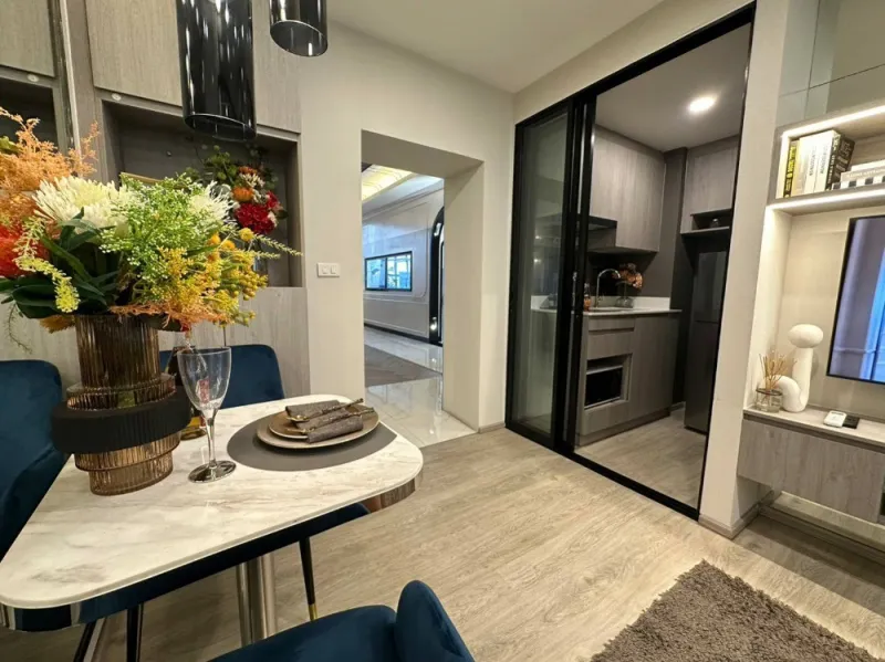 ขายดาวน์ โซ ออริจิ้น พหลฯ 69 สเตชั่น ชั้น 10 ห้องทิศเหนือ มาพร้อม Walk-in Closet จองก่อน ได้ก่อน
