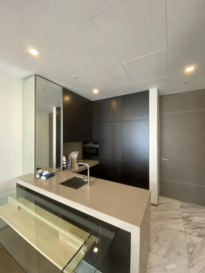 For sale Condo Saladaeng One ห้องพร้อมอยู่ แต่งครบจบที่เดียว มาแต่ตัวเข้าอยู่ได้เลย อย่ารอช้า