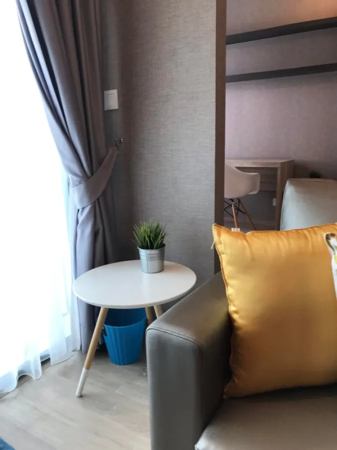 For rent IDEO Q Chula-Samyan, 35th floor, Fully Furnished, plus you can sleep and see beautiful city views. Enjoy this. Book quickly.