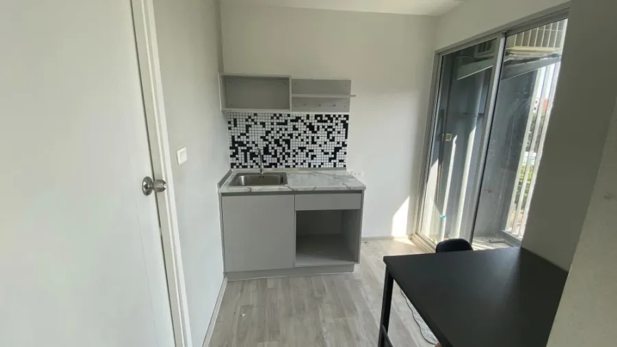 For rent Plum Condo รามคำแหง 60 Interchange ห้องหัวมุมไม่มีตึกบังวิว ราคาดีเวอร์ รีบมาจองเลย