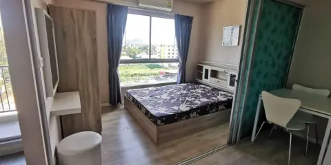 ขายด่วน คอนโด plum condo แหลมฉบัง ห้องกั้นเป็นส่วนตัว เฟอร์ครบ มาแต่ตัวได้เลยจ้า
