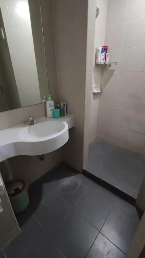 For sale: Sammakorn S9 Condominium, 5th floor, complete with furniture and electrical appliances. Interested in owning one? Reserve now.