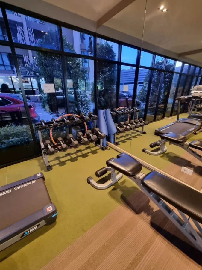 For rent, The Revo Lat Phrao 48, the room is divided into proportions, nice to live in, clean, pleasing to the eye, already comfortable. Reserve now.