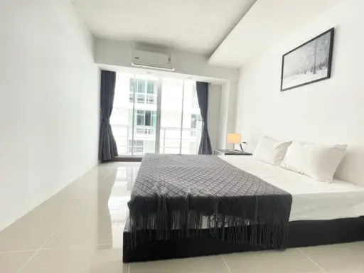 ให้เช่า!! คอนโด วอเตอร์ฟอร์ด สุขุมวิท 50 ชั้น 4 ตึก 6 ห้องสวย รีโนเวทใหม่ เฟอร์ครบ รีบจองเลย ด่วนๆ!! images