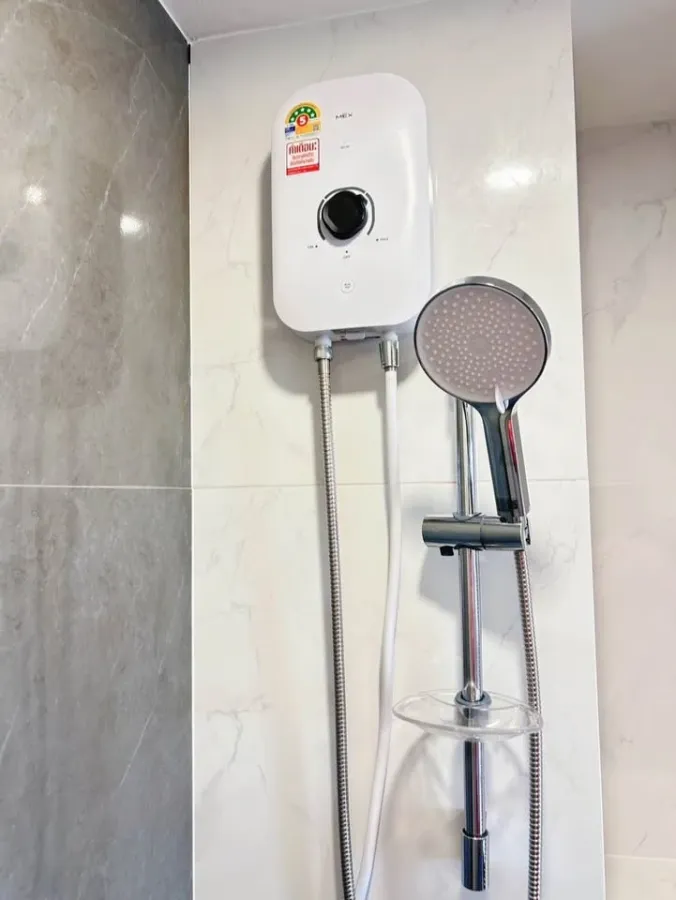 ให้เช่า Origin Plug & Play E22 Station ห้องน่าอยู่ มาพร้อมเฟอร์และเครื่องใช้ไฟฟ้าครบครัน หิ้วกระเป๋าเข้าอยู่ได้เลยจ้า