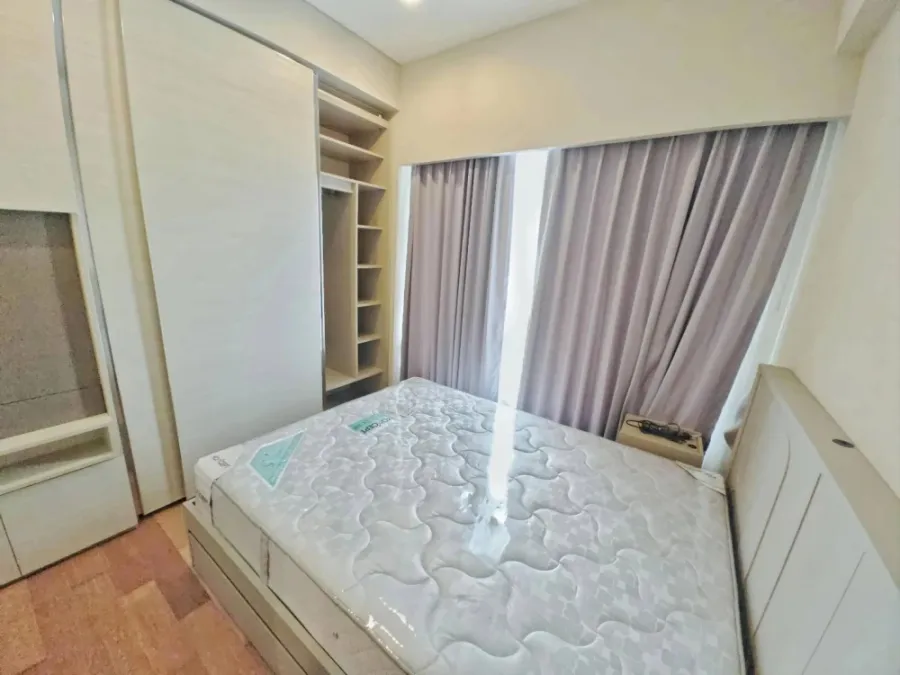 ให้เช่า The Saint Residences 1 ห้องนอน 1 ห้องน้ำ เฟอร์นิเจอร์และเครื่องใช้ไฟฟ้าครบครัน หิ้วกระเป๋าเข้าอยู่ได้เลยจ้า