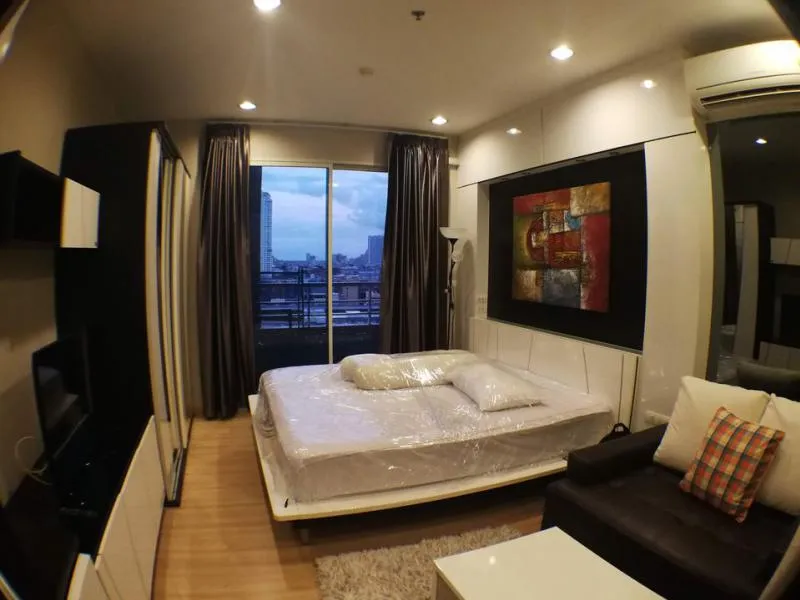 ว๊าวว The Lighthouse Sathorn-Chareonnakorn คอนโดให้เช่า ห้องคุมโทนสบายตา เฟอร์แน่นๆ มาเช่าเล้ยย