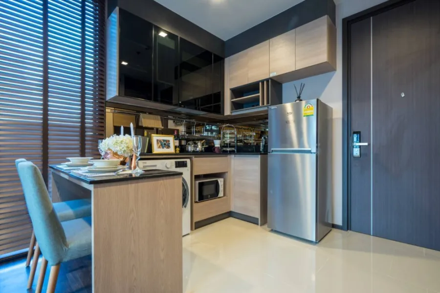Condo for sale or rent, The Line Asoke-Ratchada, has views on 2 sides, north + west, open city view, unblocked view, fully furnished.