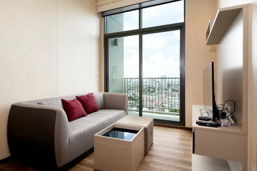 ขาย/ให้เช่า TEAL Sathorn-Taksin ห้องพร้อมอยู่ เฟอ์พร้อม มาแต่ต้วเข้าอยู่ได้เลย!!!