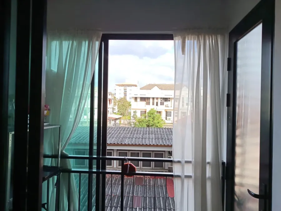 Selling Living Nest Ladprao 44, 1 bedroom, 1 bathroom. Prime location, convenient transportation, fully furnished. Don't miss out!