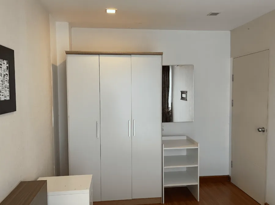 Urgent for rent !! Airlink Residence Romklao, near Suvarnabhumi Airport, convenient transportation, golden location, book now !!