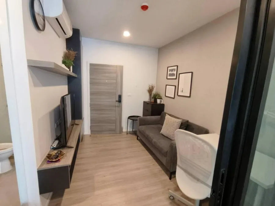 Notting Hill 105 for sale, fully decorated, ready to move in. Facilities are ready. Book now. Don't miss out.