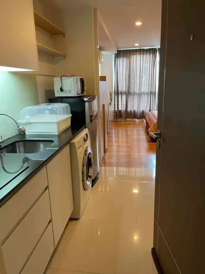 ขายคอนโด 15 Sukhumvit Residences ห้องพร้อมอยู่ สิ่งอำนวยความสะดวกครบ รีบมาจับจองเลย