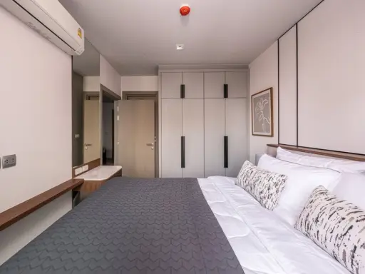 Condo for rent Life Asoke-Rama 9, high floor, 2 bedrooms, 1 bathroom, newly renovated room, beautiful room, very livable, hurry!!