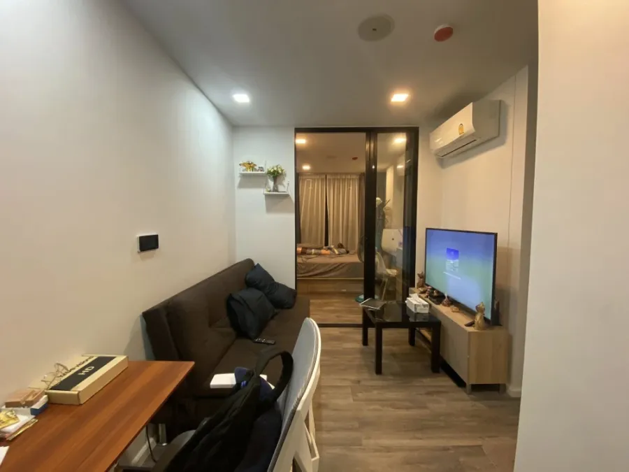 ขายด่วนๆ Atmoz Ratchada-Huaikwang 1 Bedroom Exclusive ห้องริม เป็นส่วนตัว ไม่ติดใครด้านหนึ่ง ซื้อเลย