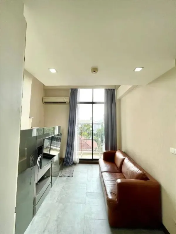 ขาย Beyond Sukhumvit ห้อง Duplex ชั้น 5 พื้นที่ใช้สอยเพียบ ตกแต่งอย่างดี พร้อมเข้าอยู่ จองเลย
