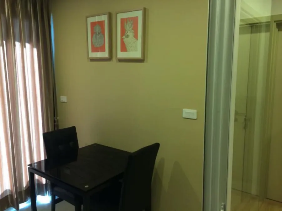Sell/rent The Base Rama 9-Ramkhamhaeng, very beautiful room, well furnished, plus a pool view. The atmosphere is great. Book now.