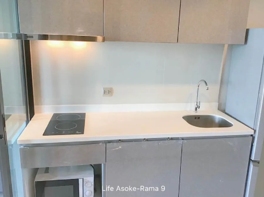 Condo for sale, Life Asoke-Rama 9, color tone, easy decoration, 11th floor, nice to live in, like this, you need to reserve now.