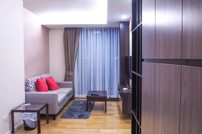 Condo for sale / rent, Focus at Ploenchit, beautifully decorated room Fully furnished Central is very good Near BTS, comfortable travel, urgent booking