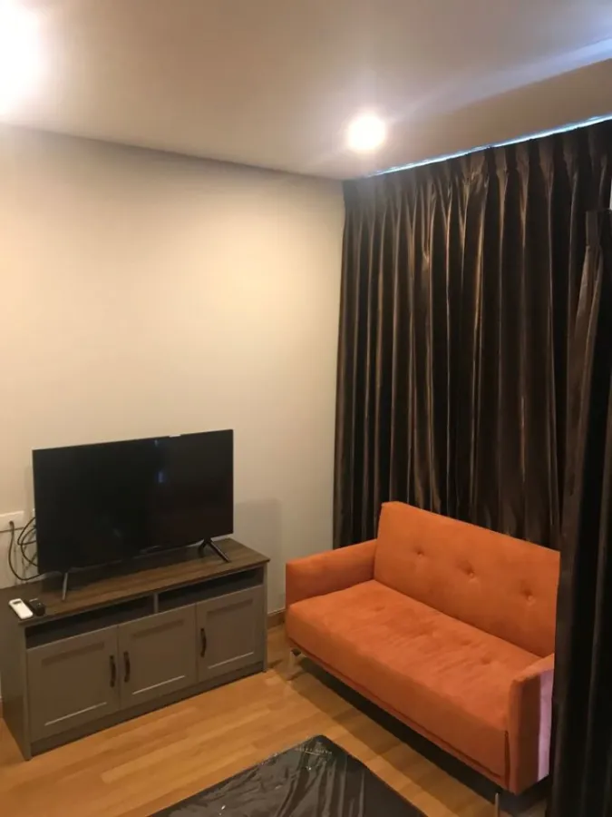 For rent, Lumpini Place Taopoon Interchange, nice room, comes with full facilities, hurry to reserve.