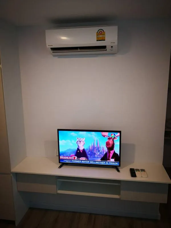 Urgent for rent !! Condo ID, fully furnished, built-in, near BTS, Book Now !!