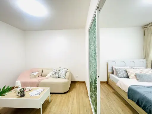 For rent: Bliz Condominium Rama 9 - Hua Mak, beautifully decorated room with a theme, comes with furniture and complete amenities. Reserve now!