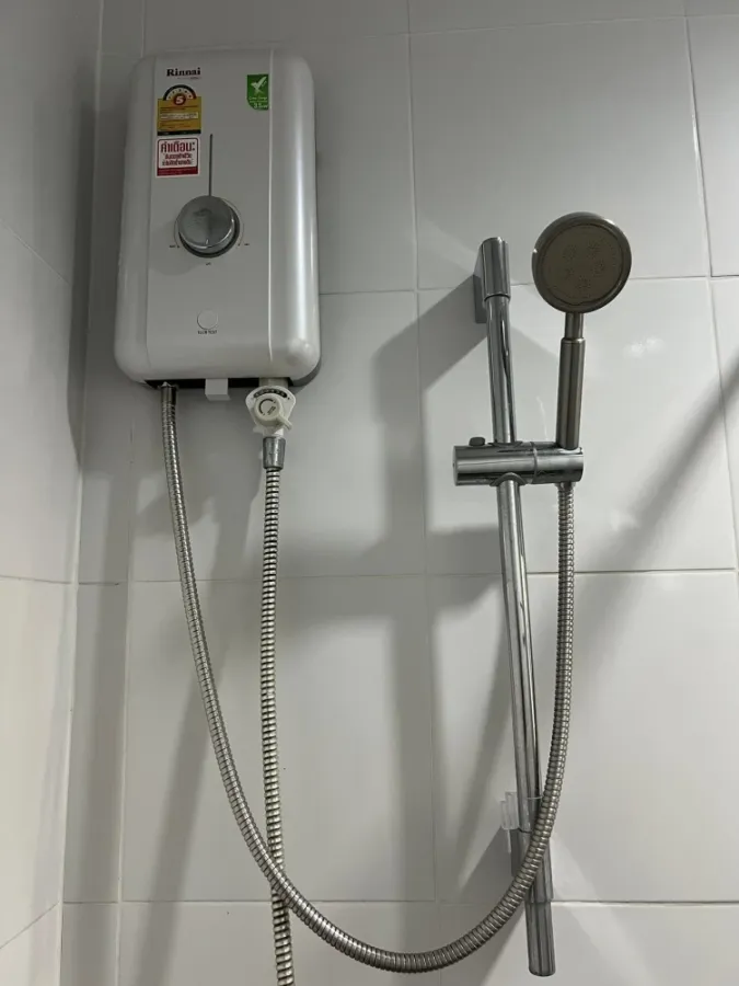 For rent: The Kith Lite Bangkadi-Tiwanon, room on the 4th floor, just the right height, fully furnished, ready to move in.