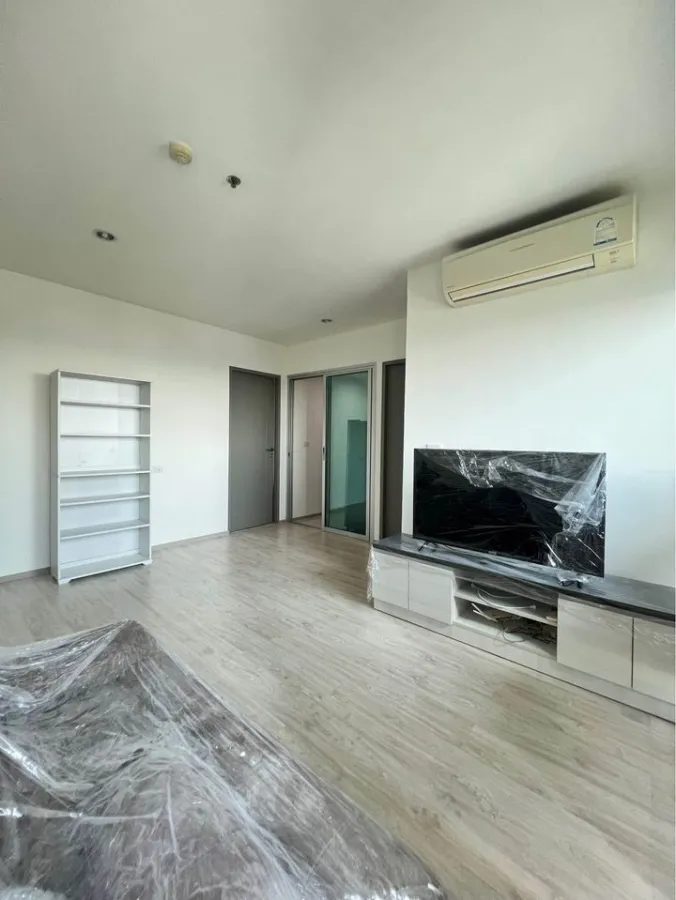 For sale Life Ratchadapisek ห้องกว้างขวาง กั้นแยกเป็นสัดส่วน ซื้ออยู่เองก็ดี ลงทุนก็ปัง อย่าช้า