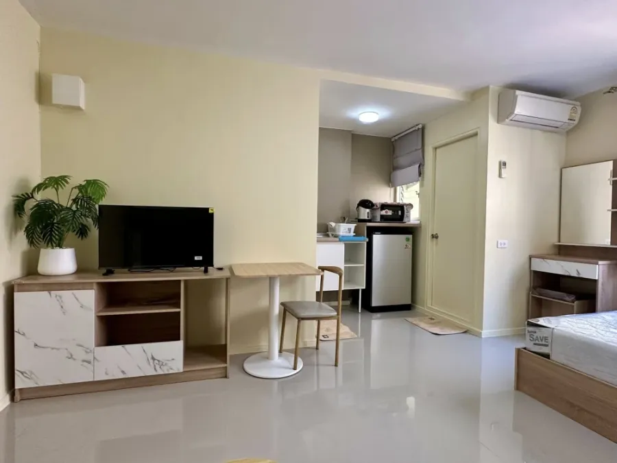 For rent: Lumpini Township Rangsit Klong 1. Nice room, great location, and complete amenities. Don't miss out!