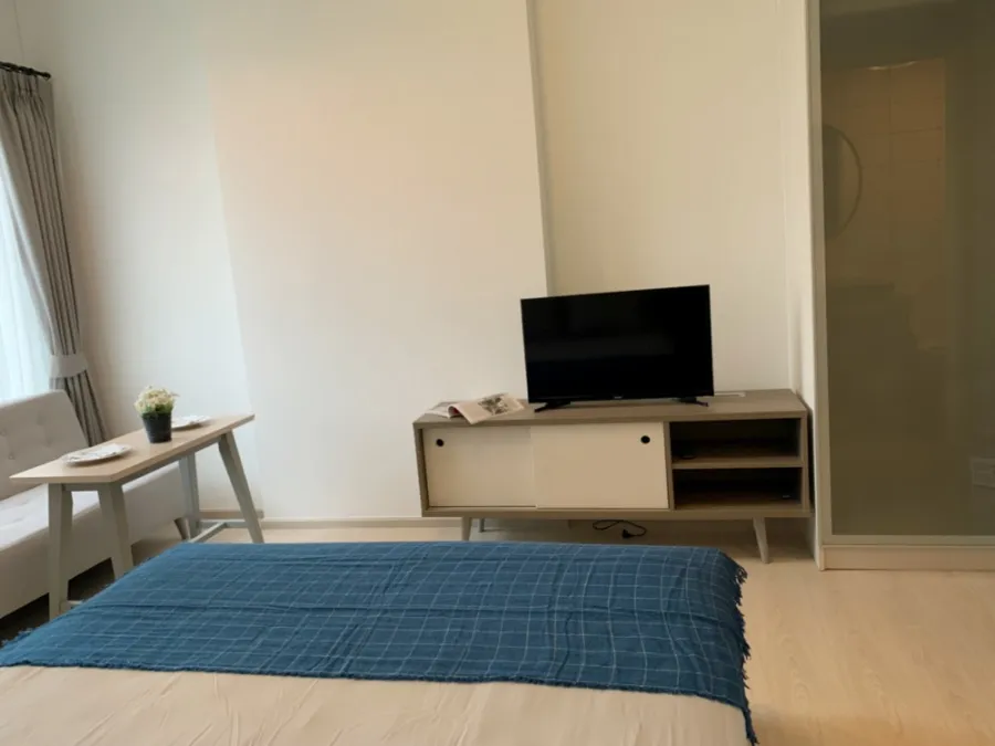 Chapter One Eco Ratchada-Huay Kwang Condo for rent, Studio room, high floor, good atmosphere, fully furnished, finish in one room