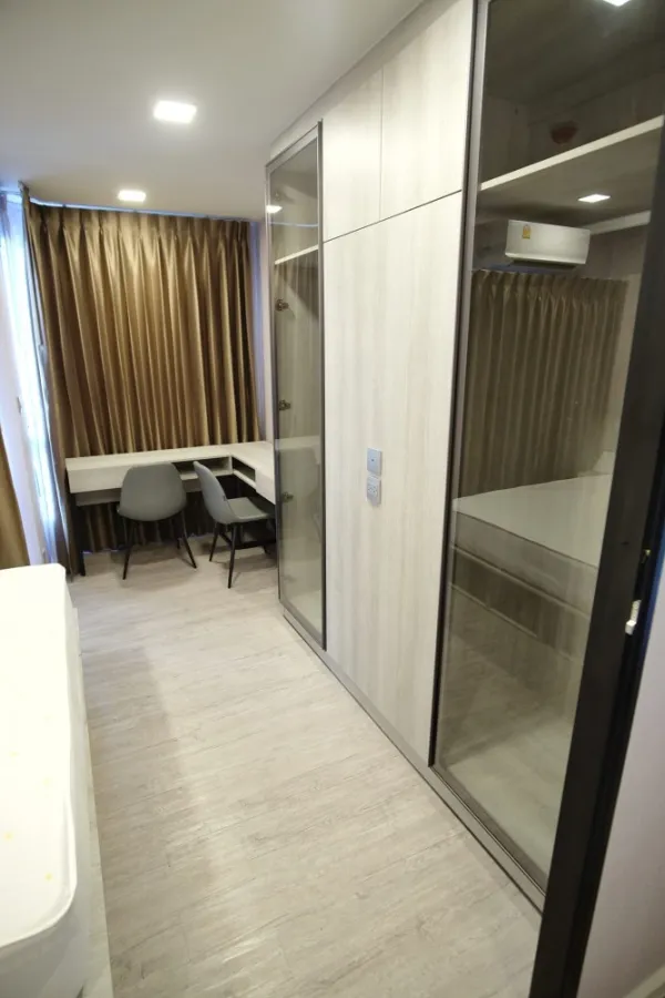 For rent: Cave Eva, beautifully decorated room, complete with furniture and electrical appliances. Ready to move in, reserve now before it's gone.