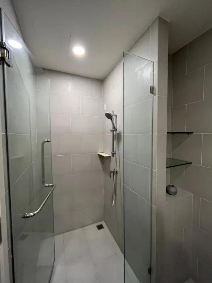 Urgent sale!! Condo De Lapis Charan 81, 21st floor, beautiful room, fully furnished, ready to move in. Reserve now!!