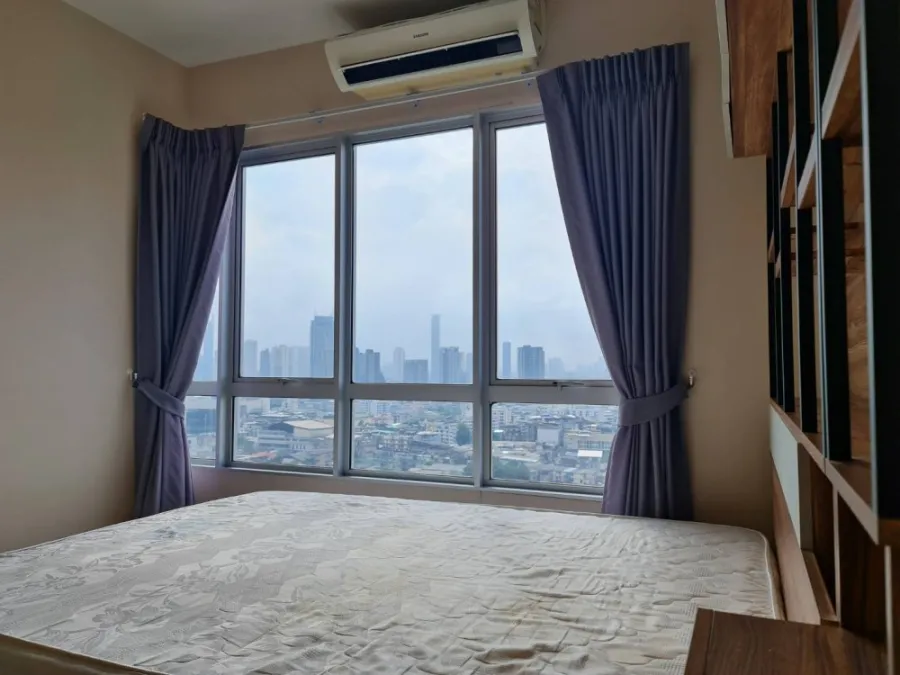 For rent, Motive Condo Sathorn - Wongwian Yai, 22nd floor, good view, nice decorated room. Fully furnished, reserve now